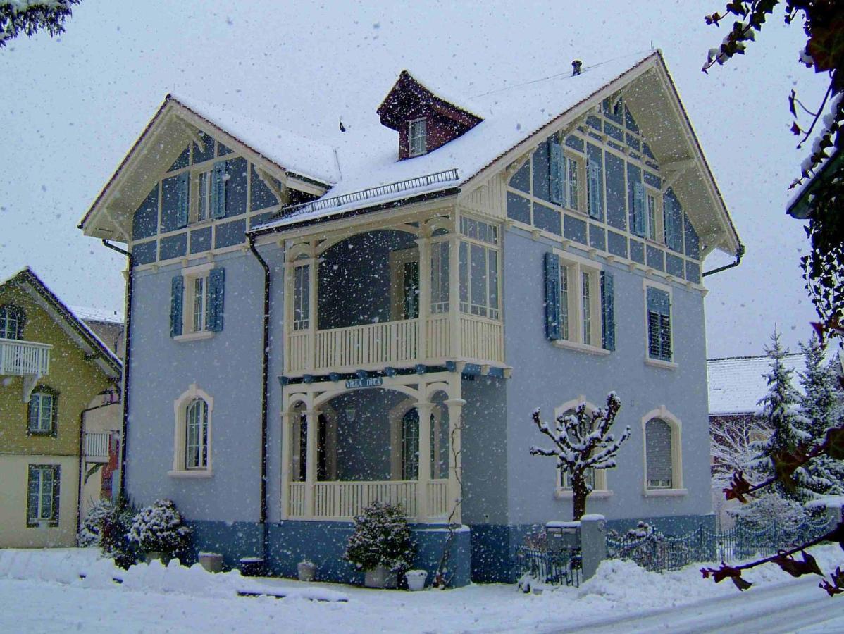 Villa Deck Brunnen Exteriér fotografie